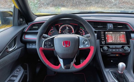 2021 Honda Civic Type R Limited Edition Interior Steering Wheel Wallpapers 450x275 (42)