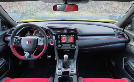 2021 Honda Civic Type R Limited Edition Interior Wallpapers 450x275 (40)