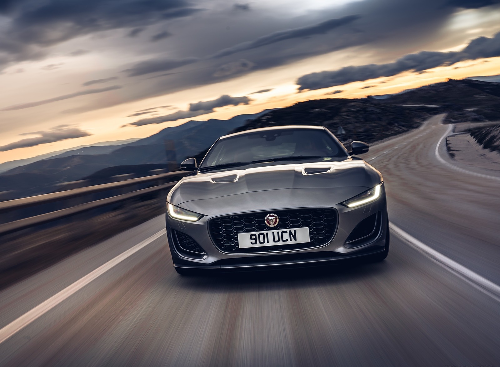 2021 Jaguar F-TYPE P300 Coupe RWD (Color: Eiger Grey) Front Wallpapers (6)