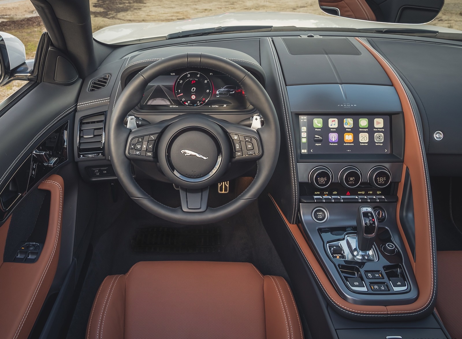 2021 Jaguar F-TYPE R-Dynamic P450 Convertible RWD (Color: Fuji White) Interior Cockpit Wallpapers #27 of 30