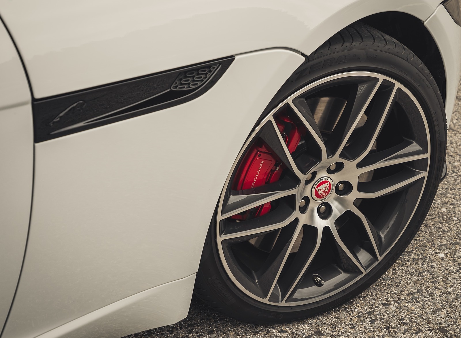 2021 Jaguar F-TYPE R-Dynamic P450 Convertible RWD (Color: Fuji White) Wheel Wallpapers #20 of 30
