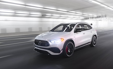 2021 Mercedes-AMG GLA 45 Front Three-Quarter Wallpapers  450x275 (3)
