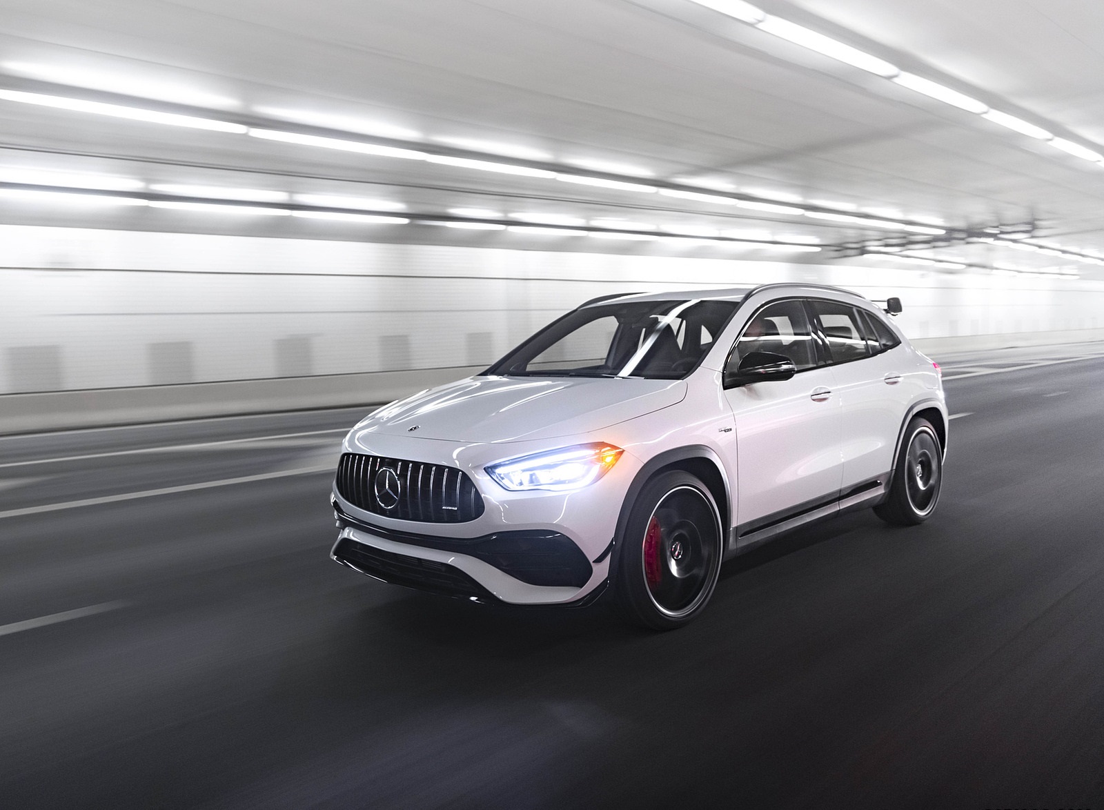 2021 Mercedes-AMG GLA 45 Front Three-Quarter Wallpapers  #3 of 69