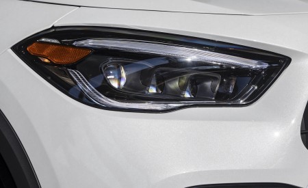 2021 Mercedes-AMG GLA 45 Headlight Wallpapers 450x275 (22)