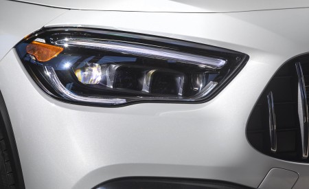 2021 Mercedes-AMG GLA 45 Headlight Wallpapers 450x275 (21)