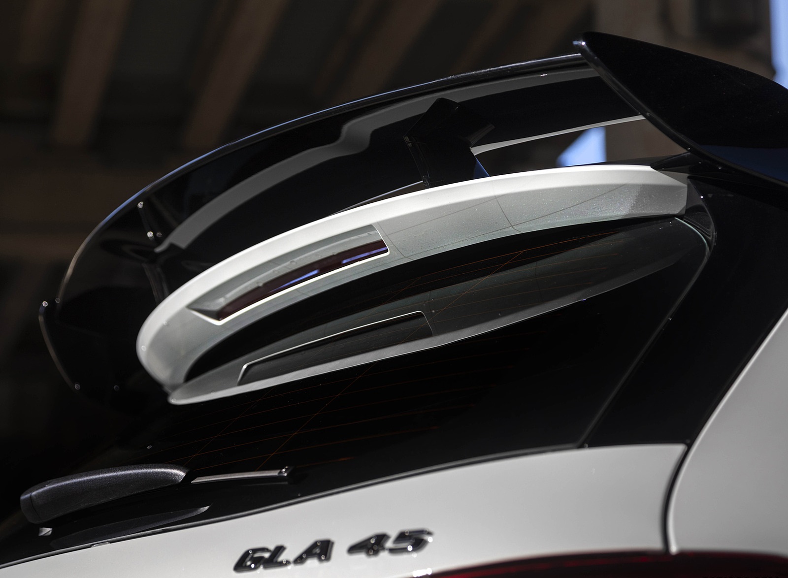 2021 Mercedes-AMG GLA 45 Spoiler Wallpapers #33 of 69