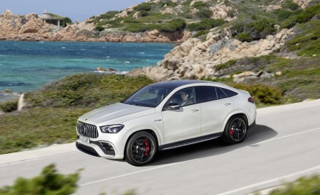 2021 Mercedes-AMG GLE 63 S 4MATIC+ Coupe (Color: Diamond White) Front Three-Quarter Wallpapers 450x275 (43)