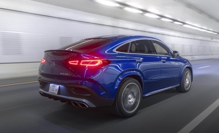 2021 Mercedes-AMG GLE 63 S Coupe (US-Spec) Rear Three-Quarter Wallpapers 450x275 (9)