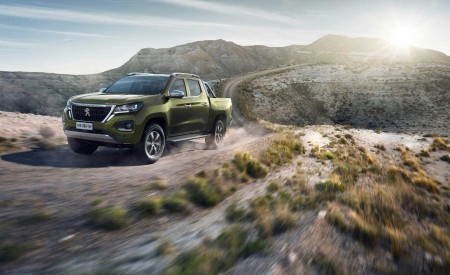 2021 Peugeot Landtrek Front Three-Quarter Wallpapers 450x275 (2)