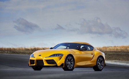 2021 Toyota GR Supra 2.0 Front Three-Quarter Wallpapers 450x275 (8)