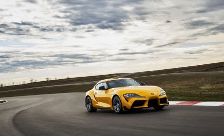 2021 Toyota GR Supra 2.0 Front Three-Quarter Wallpapers 450x275 (2)