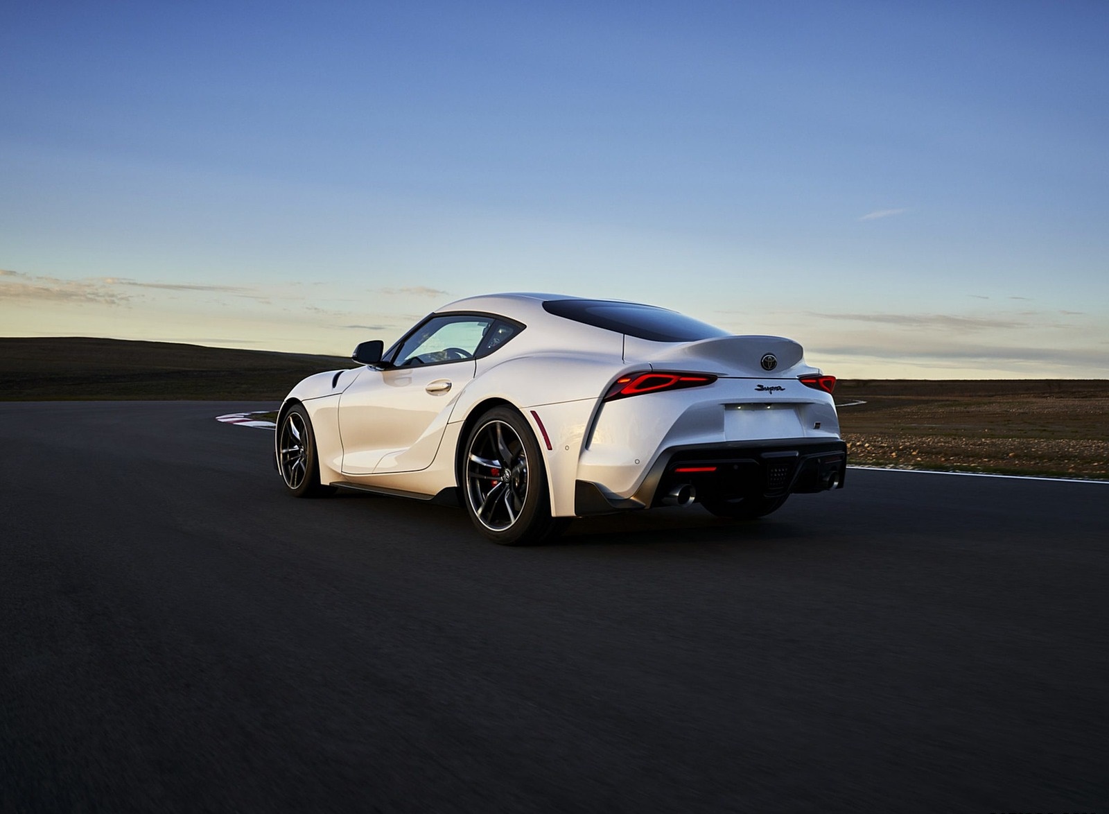 2021 Toyota GR Supra 3.0 Premium Rear Three-Quarter Wallpapers (6)