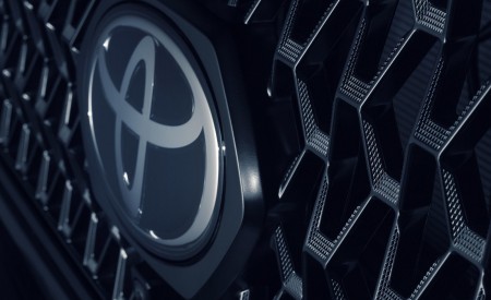 2021 Toyota Tacoma Nightshade Special Edition Badge Wallpapers 450x275 (12)