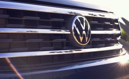2021 Volkswagen Atlas Grill Wallpapers 450x275 (51)