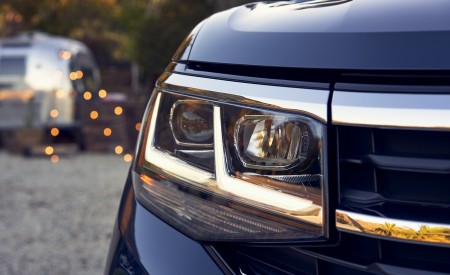 2021 Volkswagen Atlas Headlight Wallpapers 450x275 (52)