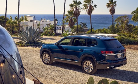 2021 Volkswagen Atlas Rear Three-Quarter Wallpapers 450x275 (49)