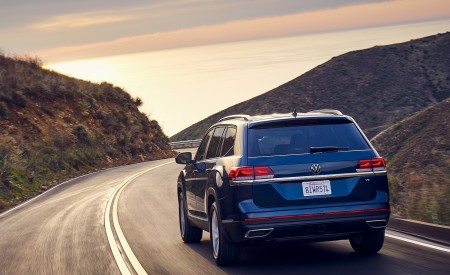 2021 Volkswagen Atlas Rear Wallpapers 450x275 (45)