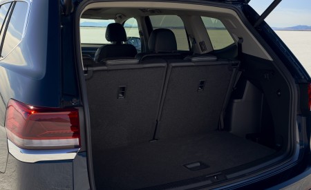 2021 Volkswagen Atlas SEL V6 R-Line Trunk Wallpapers 450x275 (35)
