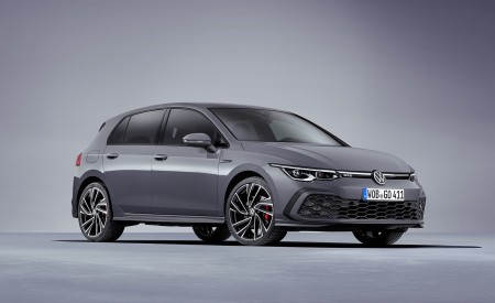 2021 Volkswagen Golf GTD Front Three-Quarter Wallpapers 450x275 (2)