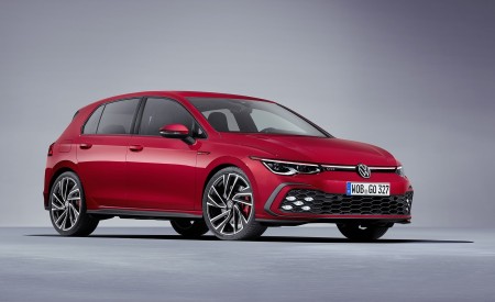 2021 Volkswagen Golf GTI Front Three-Quarter Wallpapers 450x275 (16)