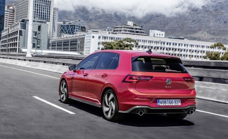 2021 Volkswagen Golf GTI Rear Three-Quarter Wallpapers 450x275 (6)