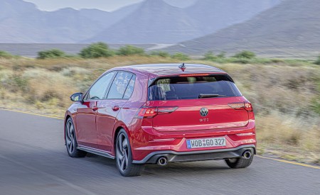 2021 Volkswagen Golf GTI Rear Three-Quarter Wallpapers 450x275 (8)