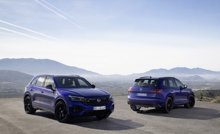 2021 Volkswagen Touareg R Plug-In Hybrid Front Wallpapers 450x275 (56)
