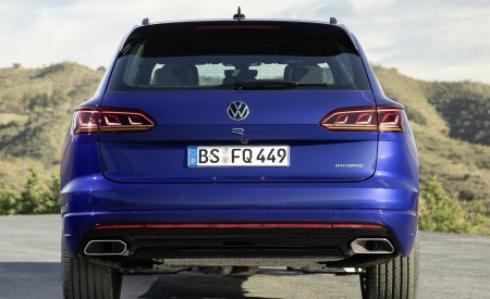 2021 Volkswagen Touareg R Plug-In Hybrid Rear Wallpapers 450x275 (22)