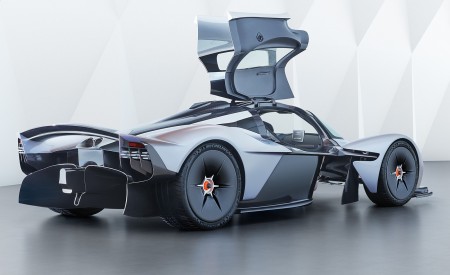 2019 Aston Martin Valkyrie Rear Three-Quarter Wallpapers 450x275 (17)