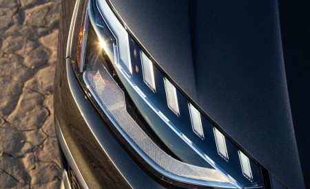 2020 Audi S4 (US-Spec) Headlight Wallpapers 450x275 (38)