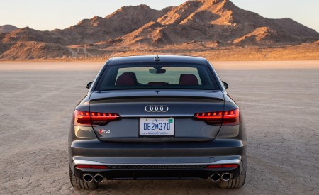 2020 Audi S4 (US-Spec) Rear Wallpapers 450x275 (28)