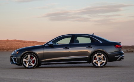 2020 Audi S4 (US-Spec) Side Wallpapers 450x275 (30)