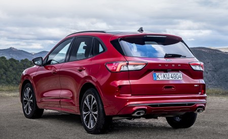 2020 Ford Kuga Hybrid ST-Line Rear Three-Quarter Wallpapers 450x275 (13)