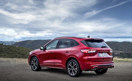 2020 Ford Kuga Hybrid ST-Line Rear Three-Quarter Wallpapers 450x275 (14)