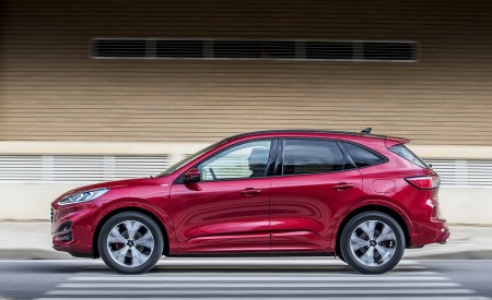 2020 Ford Kuga Hybrid ST-Line Side Wallpapers 450x275 (4)