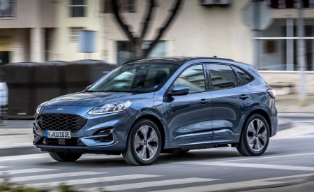 2020 Ford Kuga Plug-In Hybrid ST-Line Front Three-Quarter Wallpapers 450x275 (5)