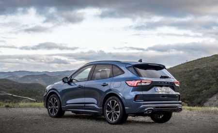2020 Ford Kuga Plug-In Hybrid ST-Line Rear Three-Quarter Wallpapers 450x275 (12)