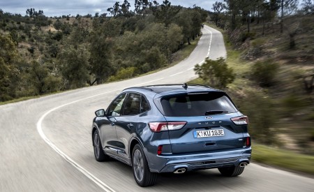 2020 Ford Kuga Plug-In Hybrid ST-Line Rear Three-Quarter Wallpapers 450x275 (2)