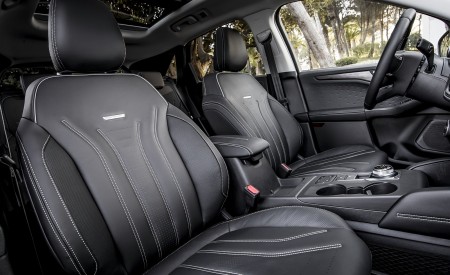 2020 Ford Kuga Plug-In Hybrid Vignale Interior Front Seats Wallpapers 450x275 (27)