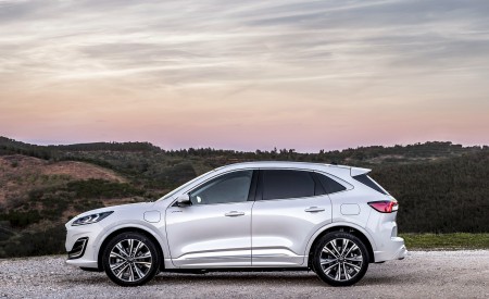 2020 Ford Kuga Plug-In Hybrid Vignale Side Wallpapers 450x275 (12)