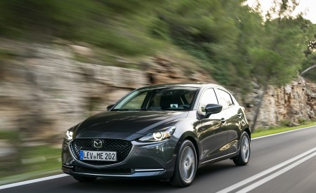 2020 Mazda2 (Color: Machine Grey) Front Three-Quarter Wallpapers 450x275 (110)