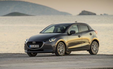 2020 Mazda2 (Color: Machine Grey) Front Three-Quarter Wallpapers 450x275 (150)