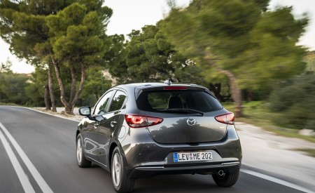 2020 Mazda2 (Color: Machine Grey) Rear Three-Quarter Wallpapers 450x275 (119)