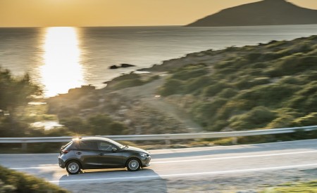 2020 Mazda2 (Color: Machine Grey) Side Wallpapers 450x275 (132)