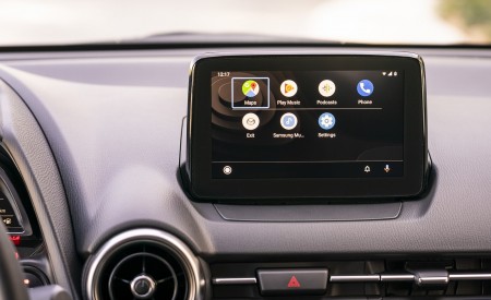 2020 Mazda2 (Color: Red Crystal) Central Console Wallpapers 450x275 (97)