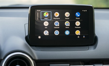 2020 Mazda2 (Color: Red Crystal) Central Console Wallpapers 450x275 (96)