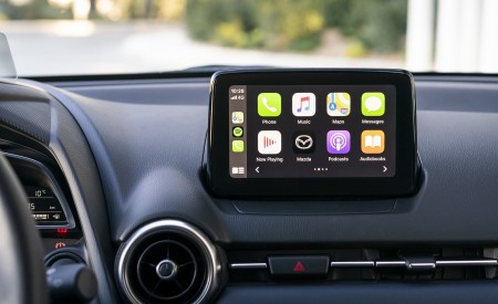 2020 Mazda2 (Color: Red Crystal) Central Console Wallpapers 450x275 (102)