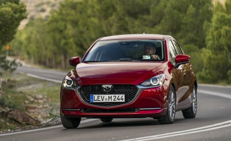 2020 Mazda2 (Color: Red Crystal) Front Wallpapers 450x275 (29)