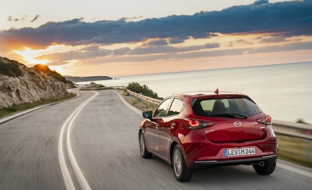 2020 Mazda2 (Color: Red Crystal) Rear Three-Quarter Wallpapers 450x275 (42)