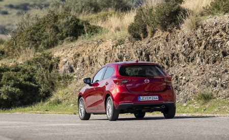 2020 Mazda2 (Color: Red Crystal) Rear Three-Quarter Wallpapers 450x275 (35)